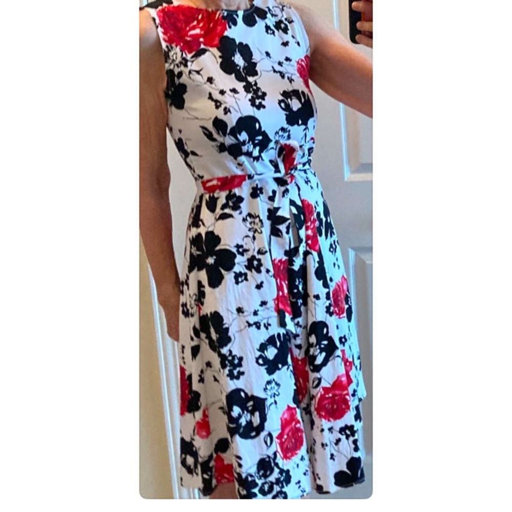 Holidays? Sleeveless summer dress